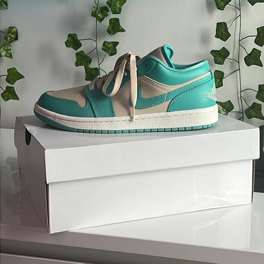 women’s air Jordan 1 low